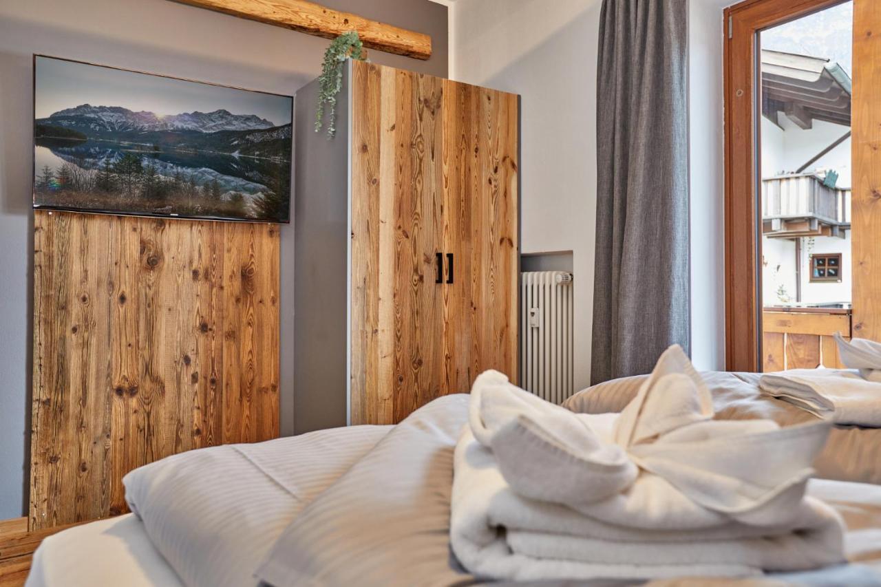 Alpis Ferienwohnung Garmisch-Partenkirchen Esterno foto